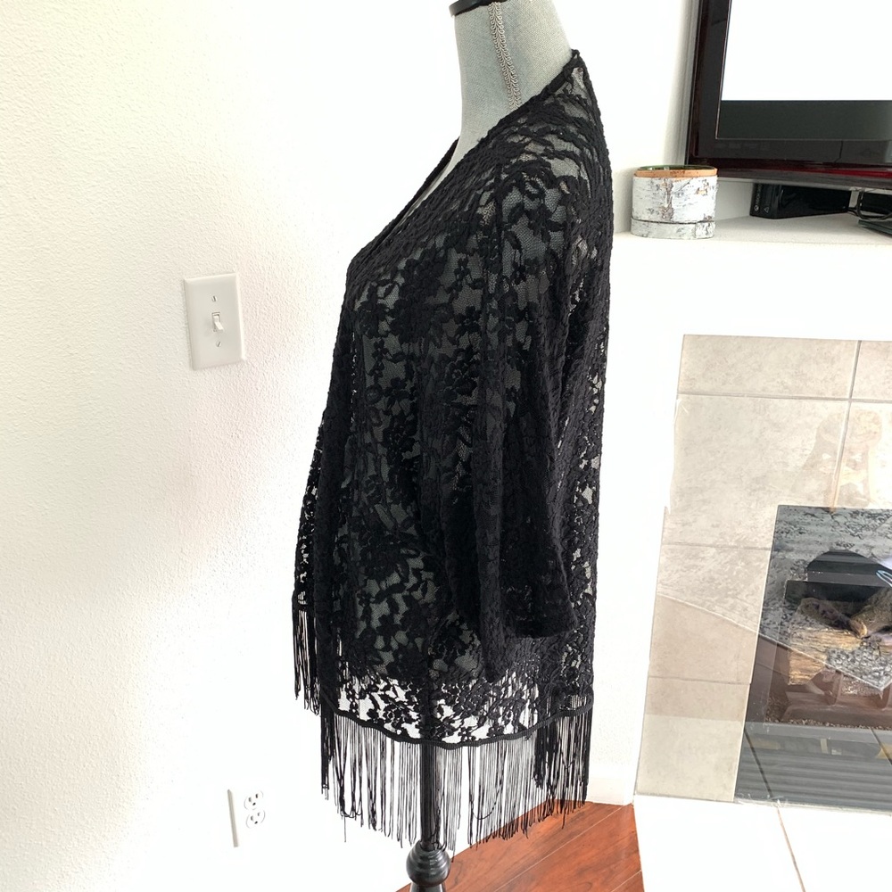 Mauve Lace Floral Kimano - Picture 3 of 7